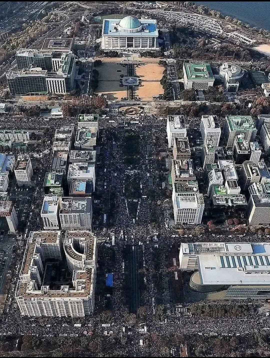 역사의 그날 사진 한장