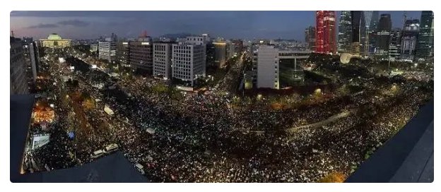 오늘 국회에 모인 국민들