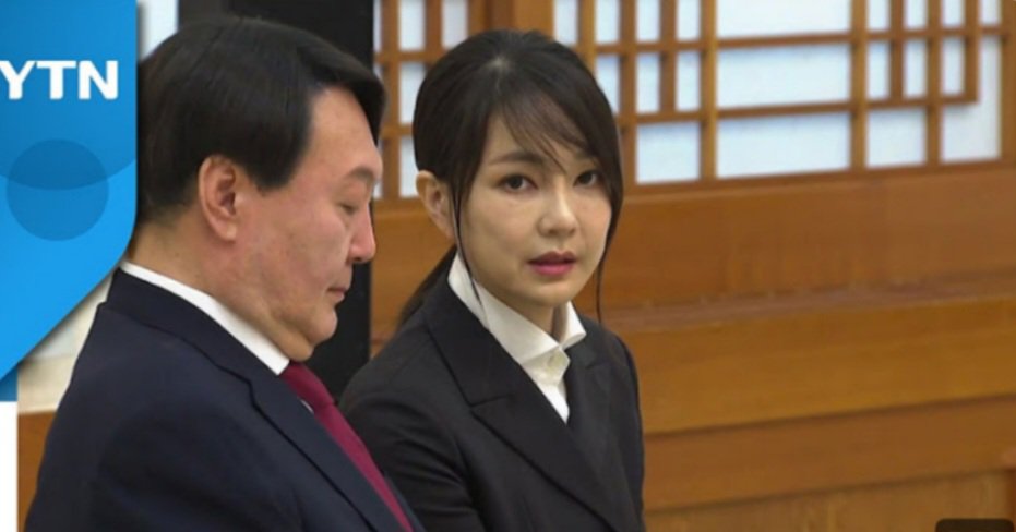 내가 예전부터 술처먹고 마이크 잡지 말랬지?!!!!!