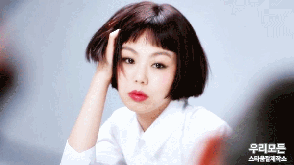 김민희가 데뷔하고 나서 왜 화보랑 잡지를 싹쓸이 했는지 알겠다 | 인스티즈